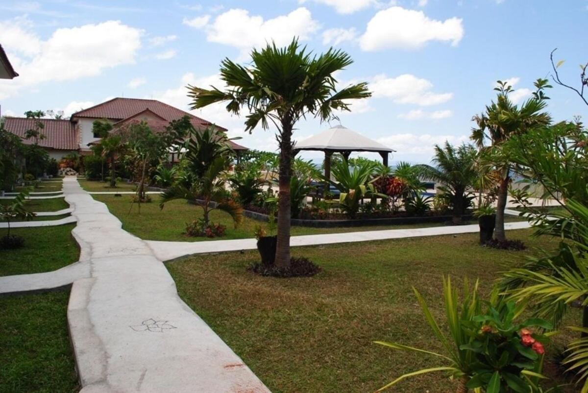 Lombok Beach Hotel Montongbuwoh Экстерьер фото