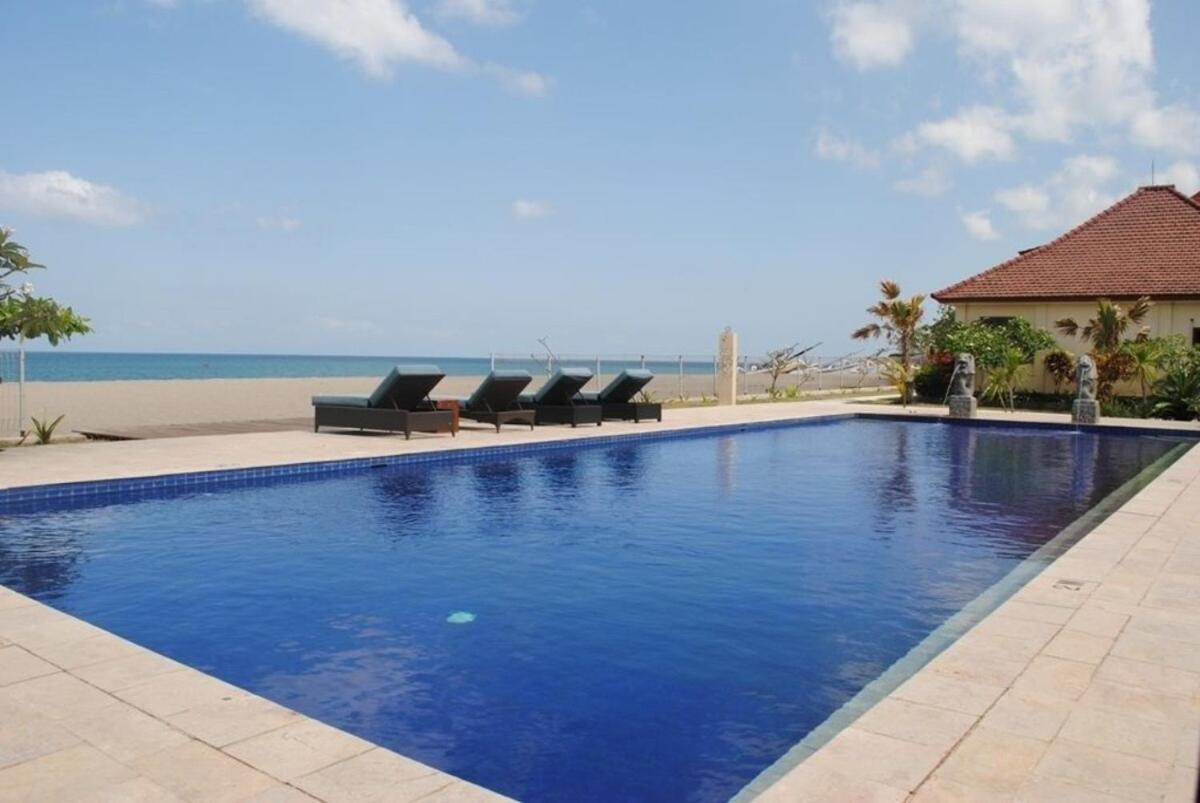 Lombok Beach Hotel Montongbuwoh Экстерьер фото
